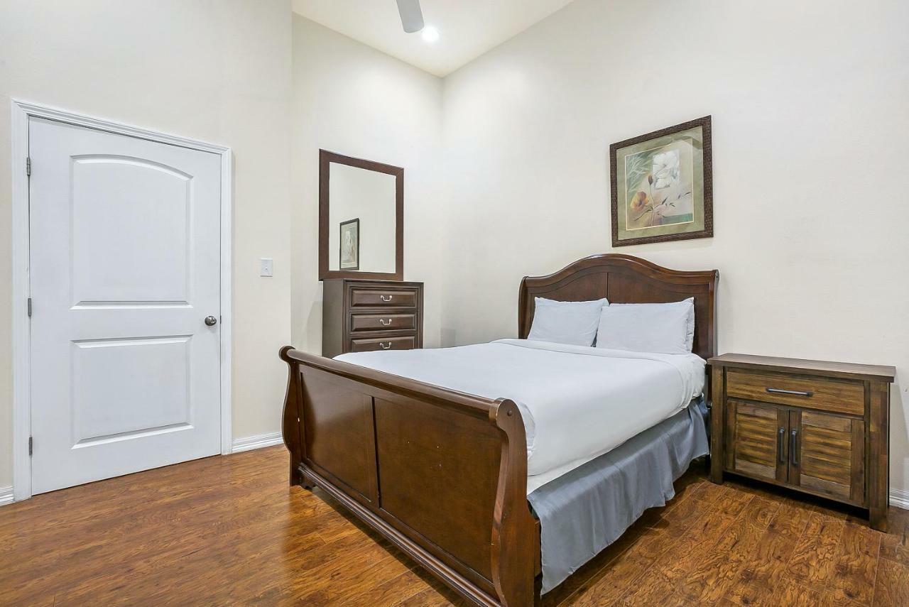 Elegant 4Br Condo In Downtown Nowy Orlean Zewnętrze zdjęcie